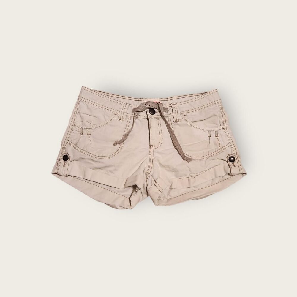 Vintage Y2k early 2000s Unionbay white low rise cuffed cargo mini shorts